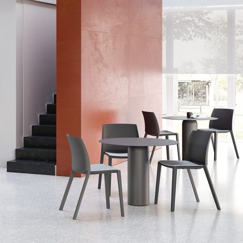 Doris 4-Leg Visitor Chair