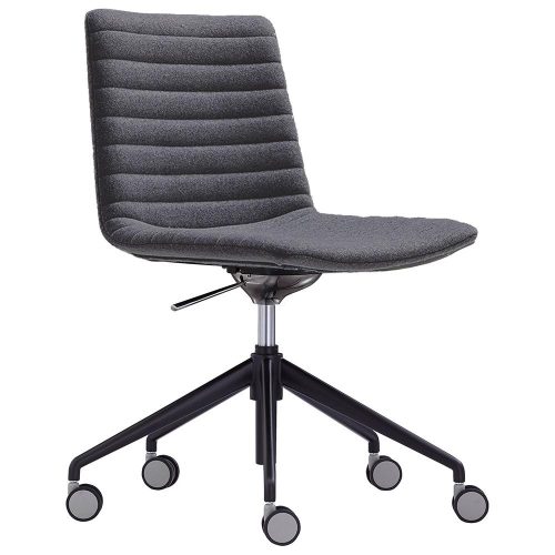 Roxby Deluxe Meeting Chair with Tilt Action