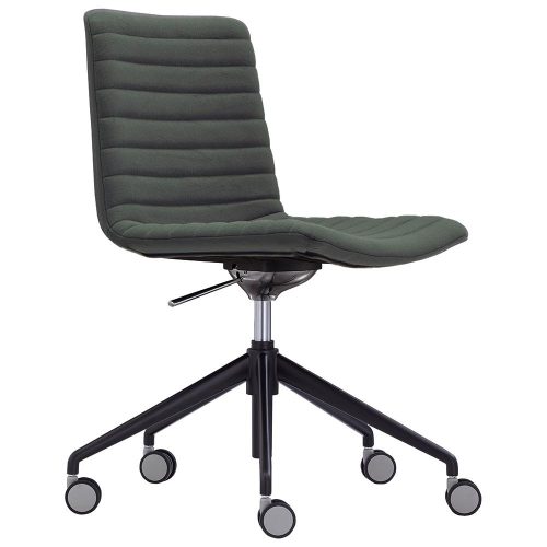 Roxby Deluxe Meeting Chair with Tilt Action