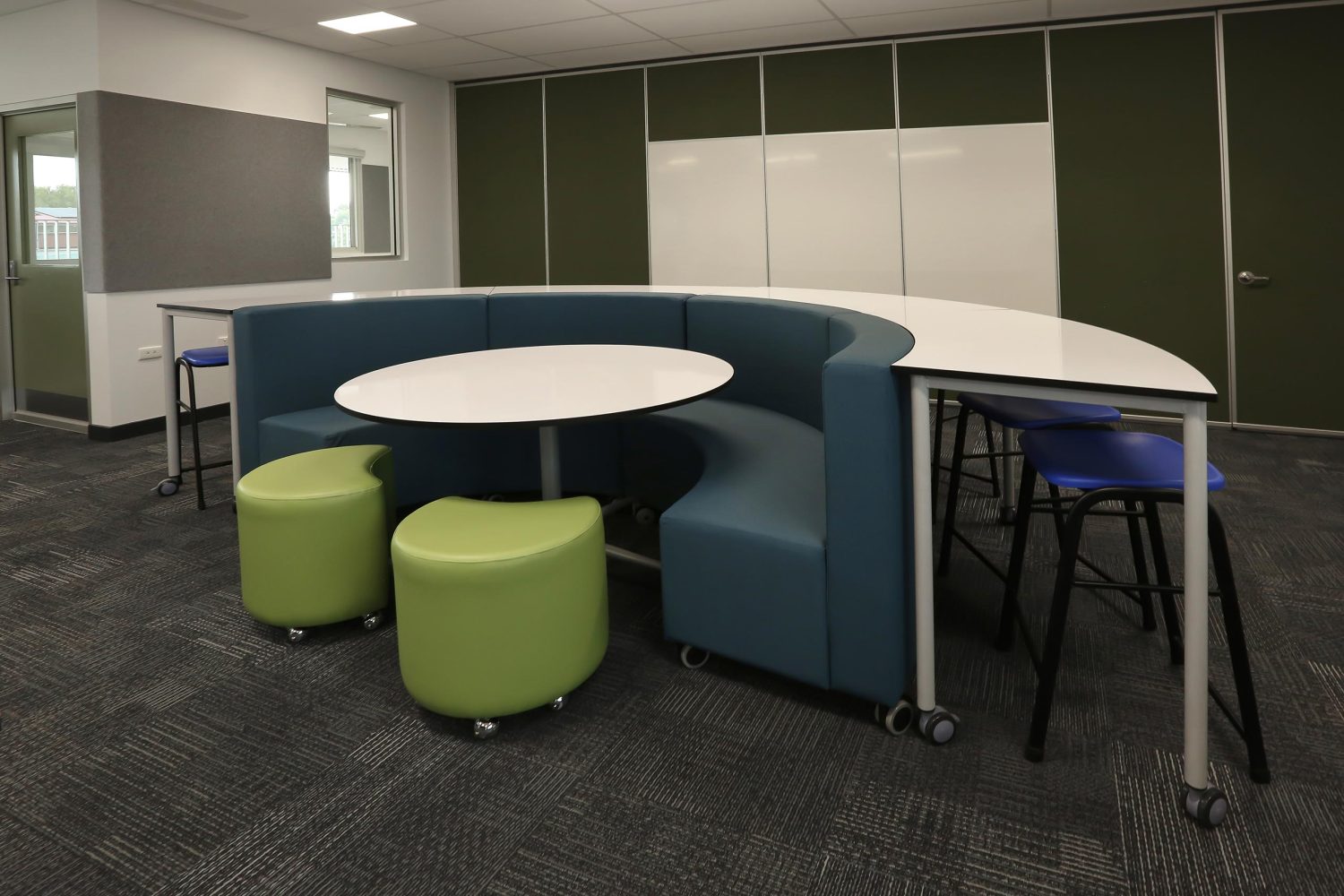 Gumdale State School | Empire Furniture