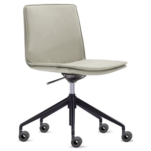Lira Deluxe Meeting Chair with Tilt Action
