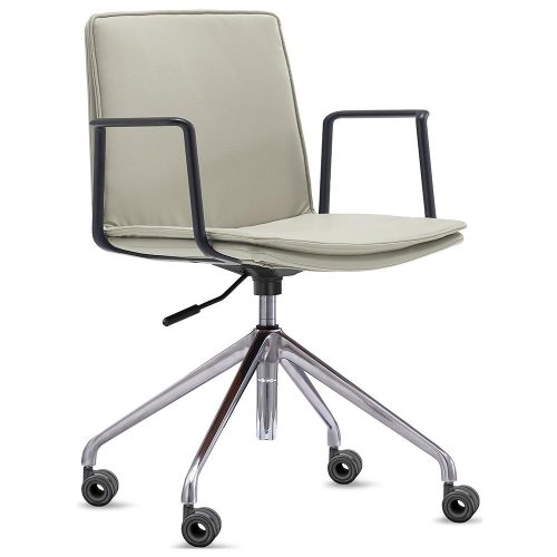 Lira Standard Meeting Chair (4-Star Base)