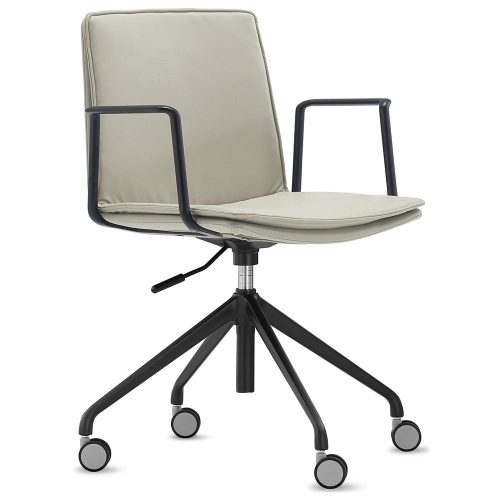 Lira Standard Meeting Chair (4-Star Base)
