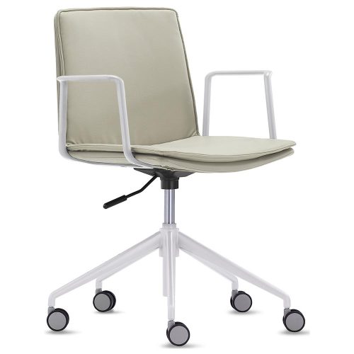 Lira Standard Meeting Chair (5-Star Base)