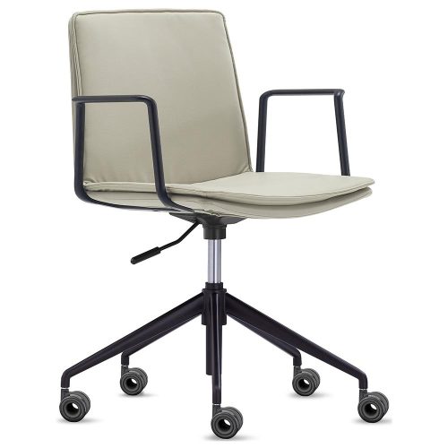 Lira Standard Meeting Chair (5-Star Base)